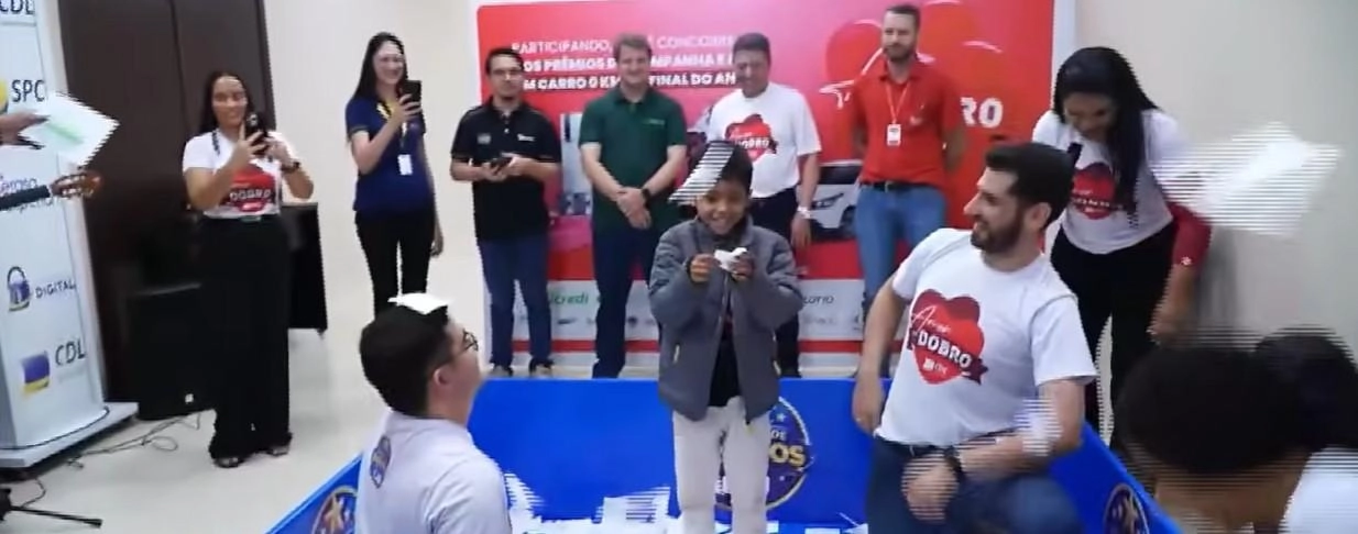 Emoção, expectativa e prêmios: CDL Lucas realiza primeiro sorteio da campanha Amor em Dobro Emoção, expectativa e prêmios: CDL Lucas realiza primeiro sorteio da campanha Amor em Dobro