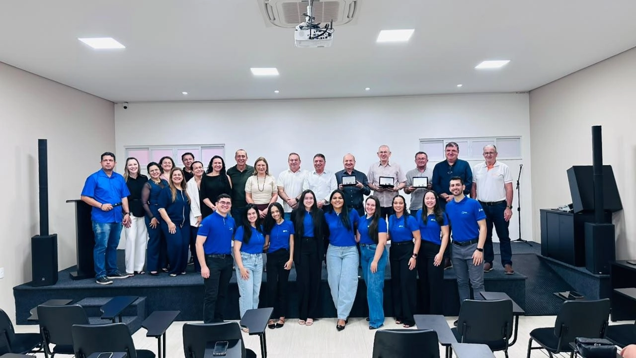 CDL Lucas celebra 19 anos de história marcada por união, empreendedorismo e compromisso com o desenvolvimento CDL Lucas celebra 19 anos de história marcada por união, empreendedorismo e compromisso com o desenvolvimento